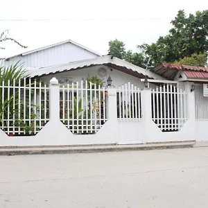 Miss Mazie San Andrés